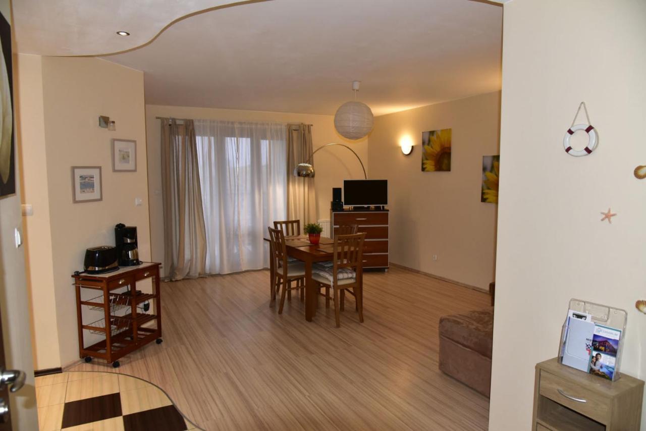 Apartament Sloneczny Brzeg Miedzyzdroje Ngoại thất bức ảnh